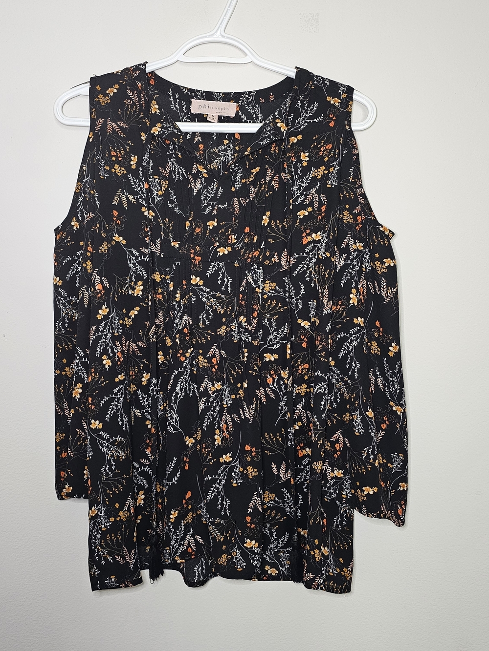 Philosophy Black Floral Long-Sleeve Cold-Shoulder Blouse